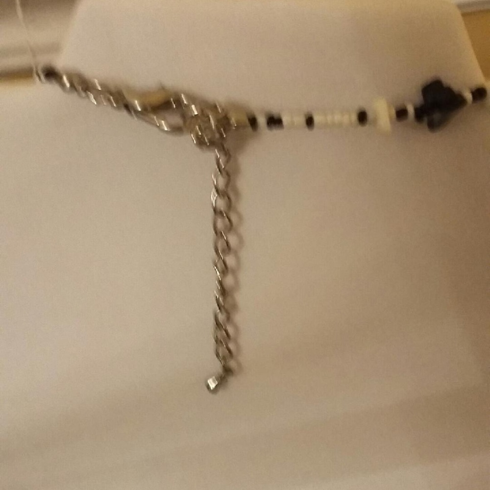 Necklace - Picture 4 of 8